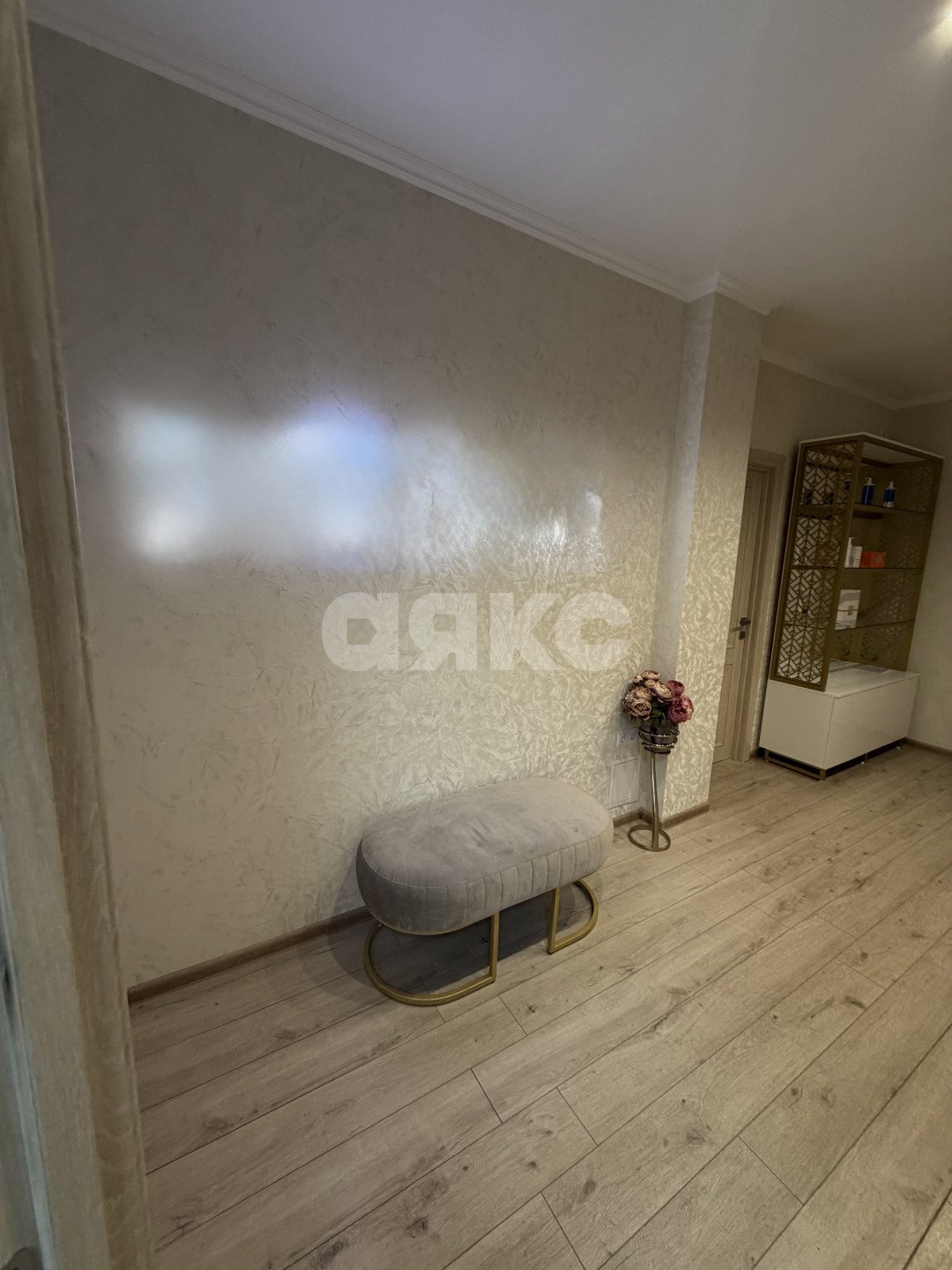 Фото №2: Коммерция 61 м² - Майкоп, мкр. Центр, ул. Советская