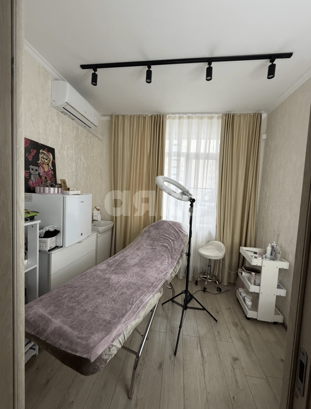 Фото №7: Коммерция 61 м² - Майкоп, мкр. Центр, ул. Советская