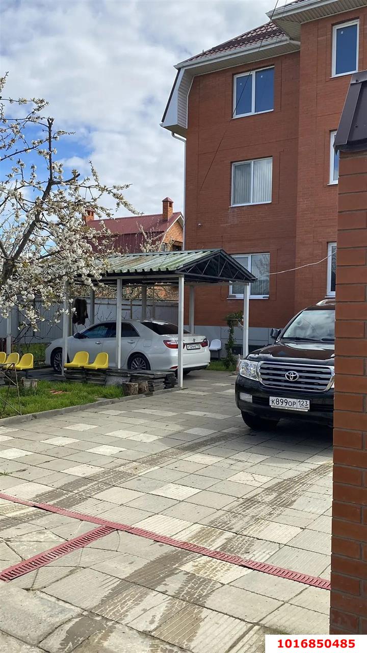 Фото №2: Дом 728 м² + 5.86 сот. - Знаменский, Карасунский внутригородской округ, мкр. СТ Рассвет, ул. Малиновая, 95