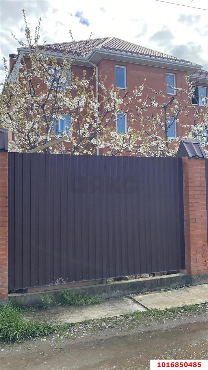 Фото №1: Дом 728 м² + 5.86 сот. - Знаменский, Карасунский внутригородской округ, мкр. СТ Рассвет, ул. Малиновая, 95