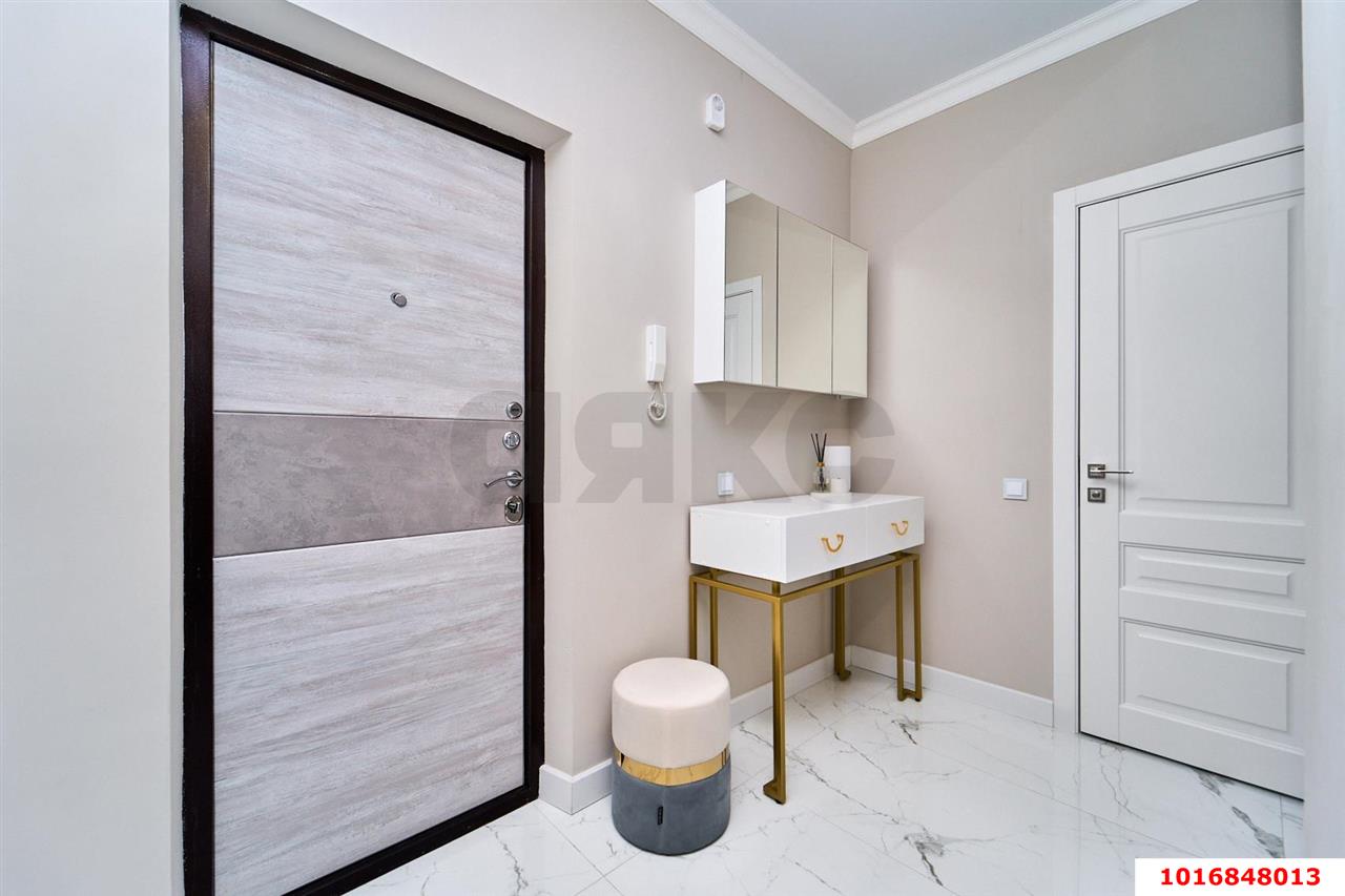 Фото №12: 2-комнатная квартира 67 м² - Краснодар, ЖК Маршал, Западный внутригородской округ, Фестивальный, мкр. жилой комплекс Маршал, ул. Гаражная, 87