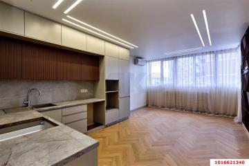 Фото №1: 2-комнатная квартира 69 м² - Краснодар, мкр. Краевая Клиническая Больница, ул. Домбайская, 55