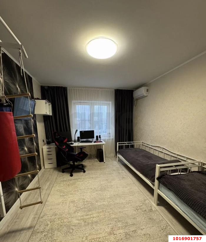 Фото №3: 3-комнатная квартира 81 м² - Краснодар, Прикубанский внутригородской округ, мкр. Московский, ул. им. Артюшкова В.Д., 19