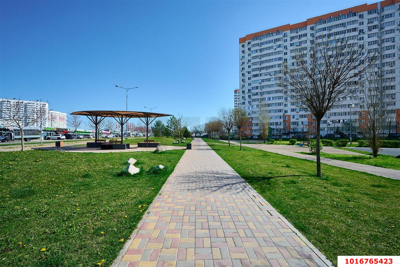 Фото №1: Студия 30 м² - Краснодар, Прикубанский внутригородской округ, ж/р Восточный, ул. Героя Владислава Посадского, 32