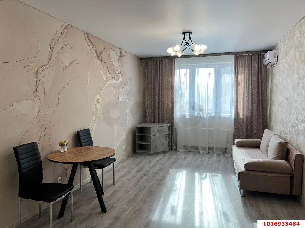 Фото №1: 2-комнатная квартира 46 м² - Краснодар, жилой комплекс Стрижи, Карасунский внутригородской округ, мкр. Гидростроителей, ул. Автолюбителей, 1Г