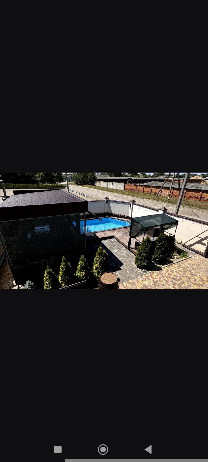 Фото №2: Дом 246 м² + 4 сот. - Новокубанск, мкр. Капланово