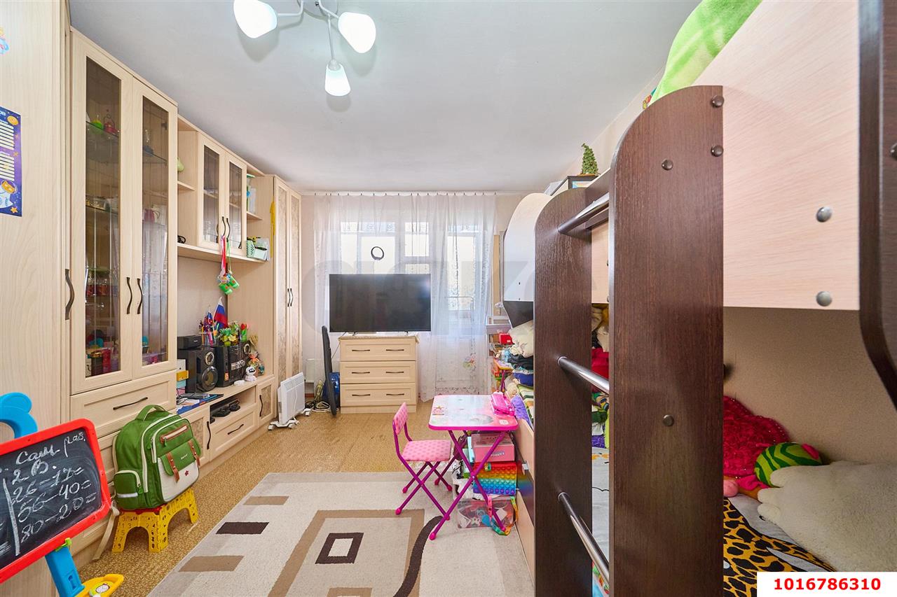 Фото №2: 1-комнатная квартира 36 м² - Краснодар, Западный внутригородской округ, мкр. Юбилейный, ул. 70-летия Октября, 20/2