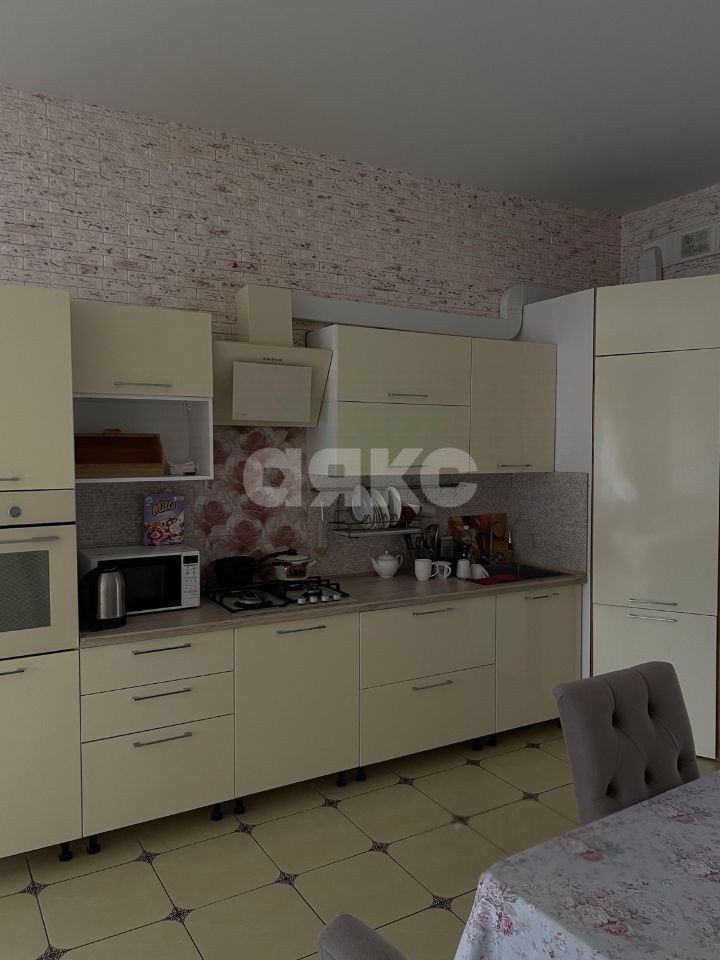 Фото №5: Дом 140 м² + 3.5 сот. - Батайск, ул. Максима Горького, 458