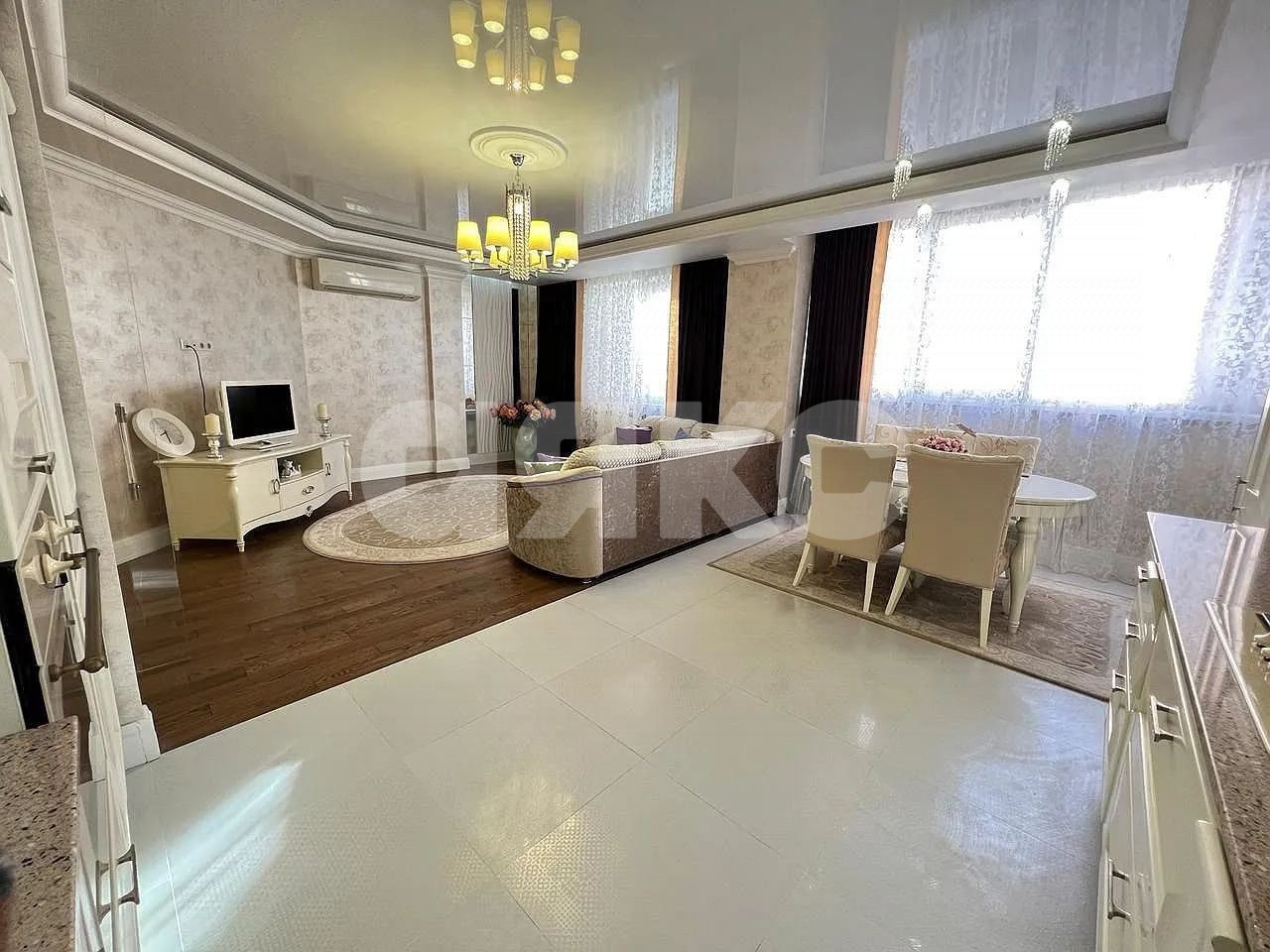 Фото №1: 2-комнатная квартира 76 м² - Ростов-на-Дону, Первомайский, мкр. Сельмаш, ул. 1-й Конной Армии, 23/10