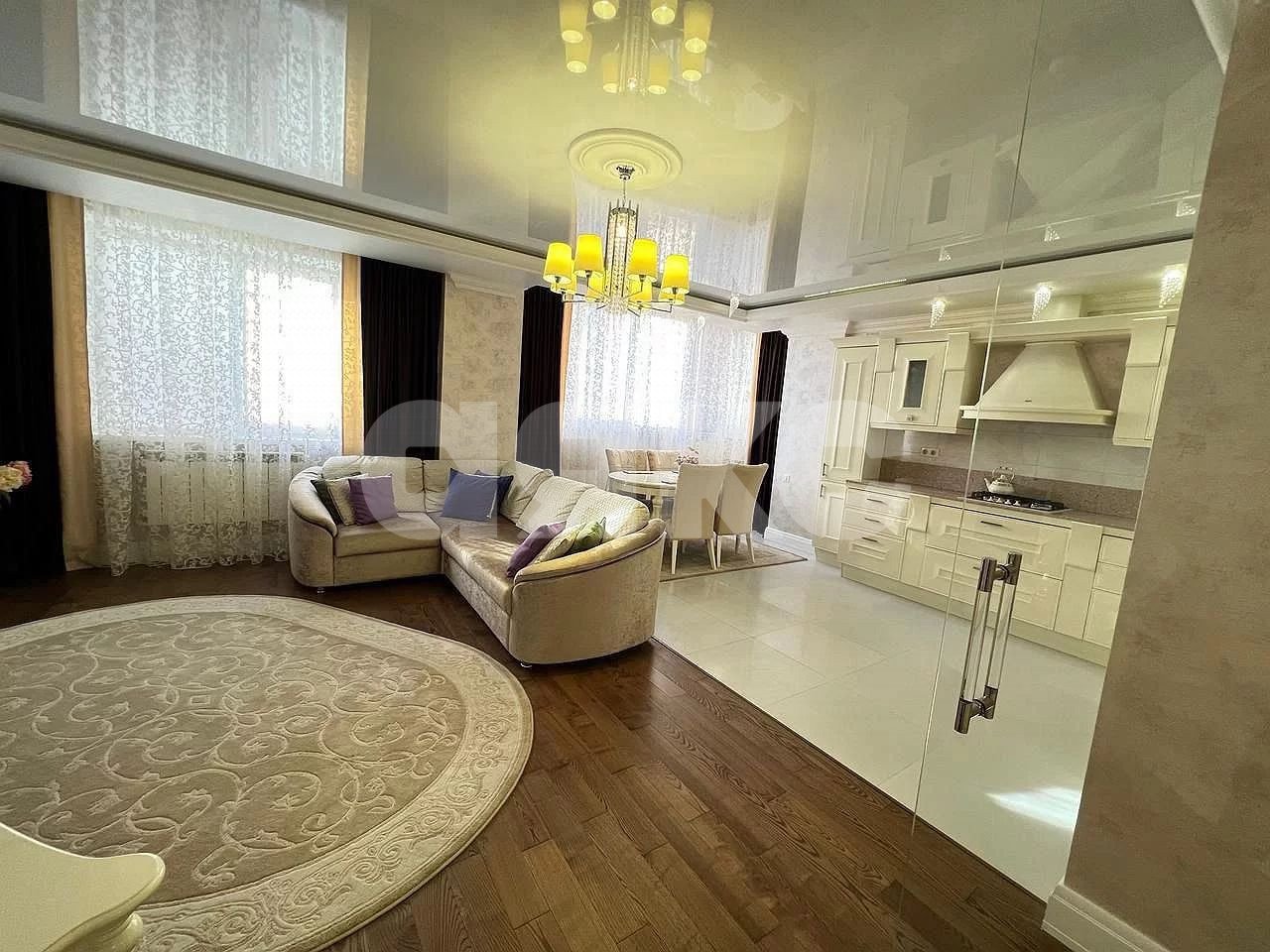 Фото №2: 2-комнатная квартира 76 м² - Ростов-на-Дону, Первомайский, мкр. Сельмаш, ул. 1-й Конной Армии, 23/10