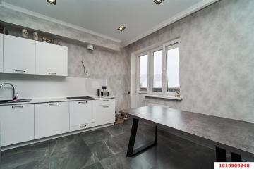 Фото №1: 3-комнатная квартира 103 м² - Краснодар, мкр. Краевая Клиническая Больница, ул. Домбайская, 12