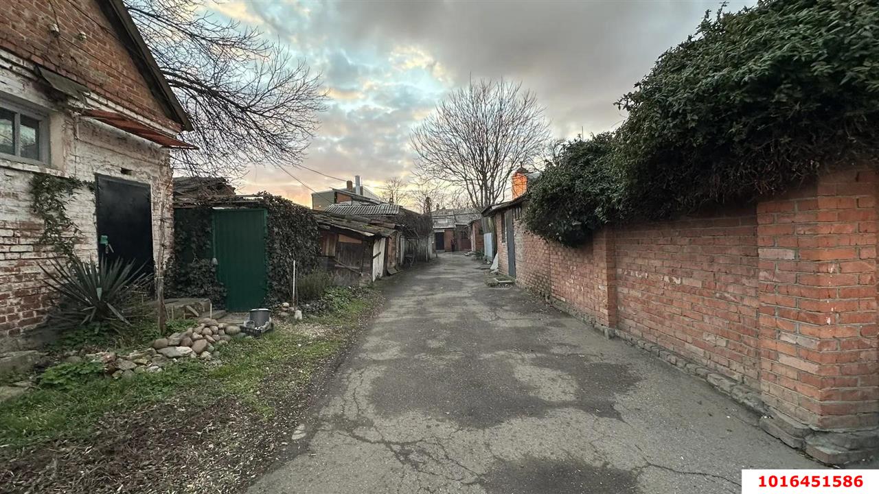 Фото №14: 2-комнатная квартира 29 м² - Краснодар, Центральный внутригородской округ, мкр. Центральный