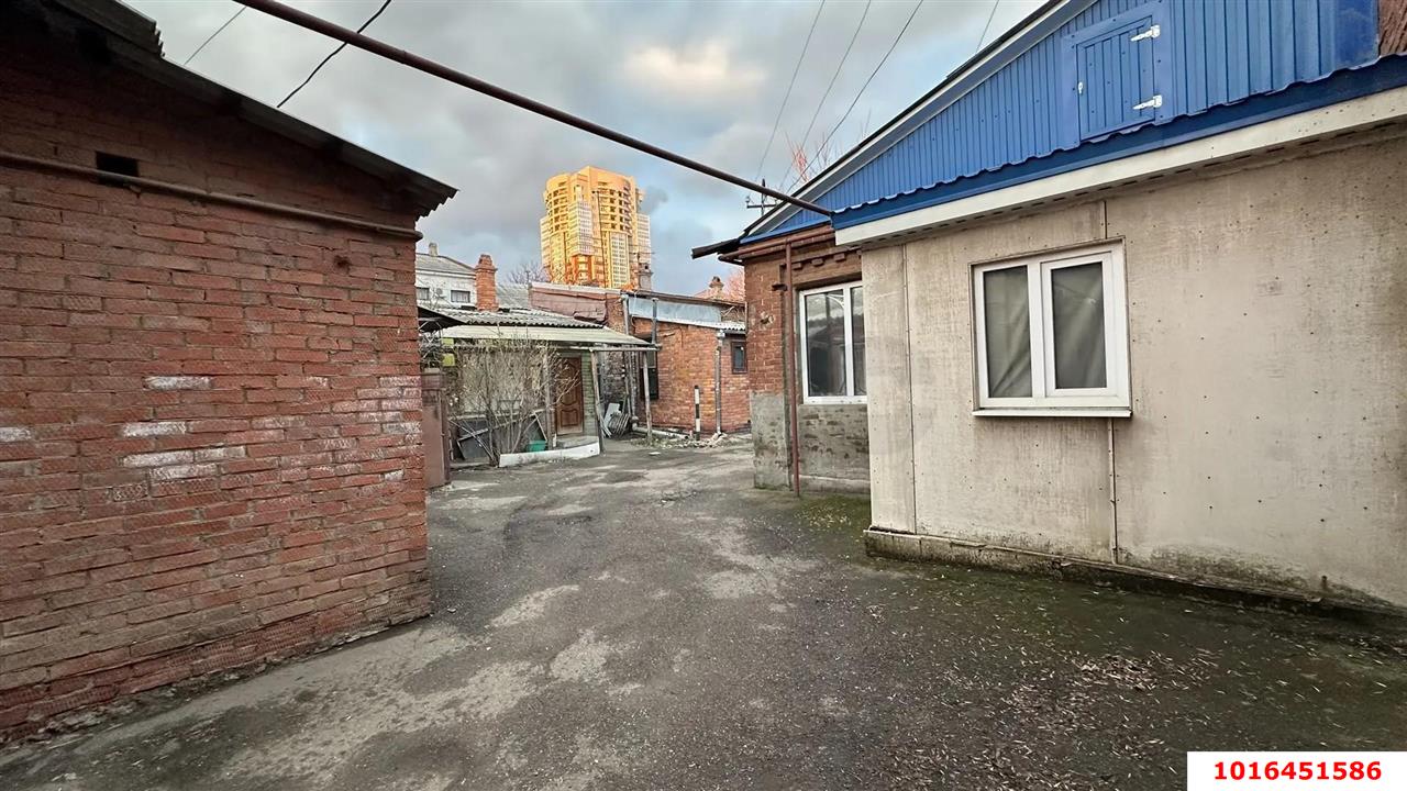 Фото №12: 2-комнатная квартира 29 м² - Краснодар, Центральный внутригородской округ, мкр. Центральный