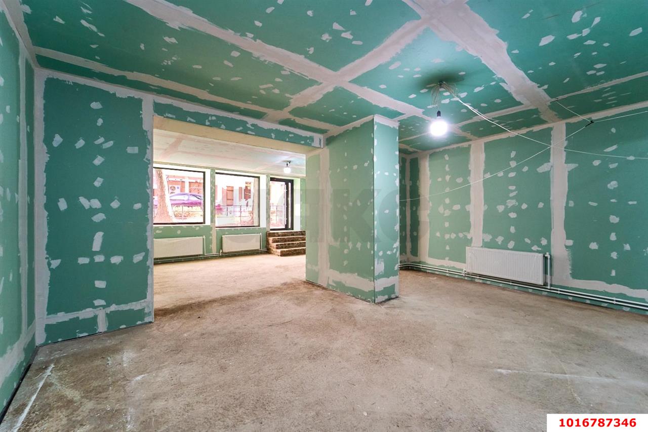 Фото №11: Торговое помещение 72 м² - Краснодар, Западный внутригородской округ, мкр. Центральный, ул. Мира, 9/1