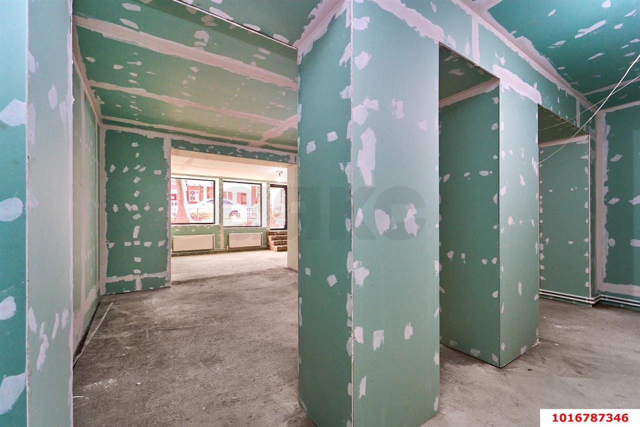 Фото №10: Торговое помещение 72 м² - Краснодар, Западный внутригородской округ, мкр. Центральный, ул. Мира, 9/1