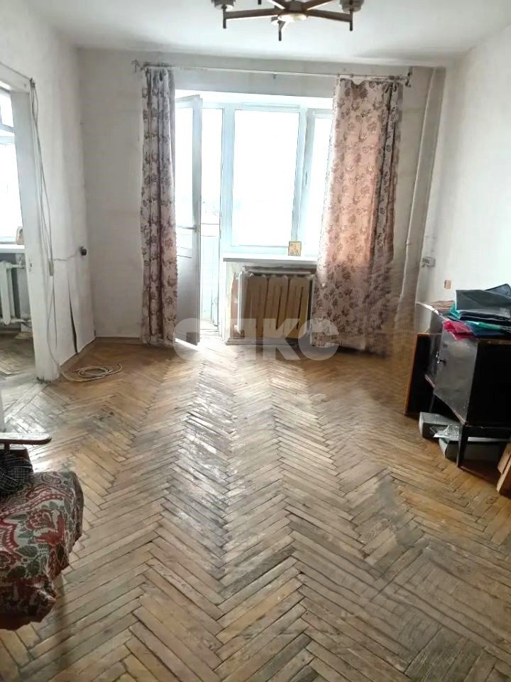 Фото №3: 3-комнатная квартира <span class="whitespace-nowrap">57 м²</span>, <span class="whitespace-nowrap">4/5 эт.</span> - Волгоград, Дзержинский, мкр. 119-й, пр-кт Маршала Жукова, 161