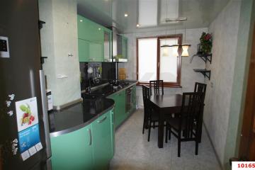 Фото №1: 4-комнатная квартира 80 м² - Краснодар, мкр. Авиагородок, ул. имени Дзержинского, 155