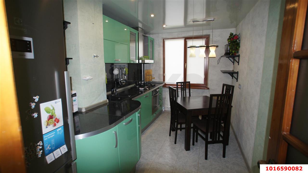 Фото №1: 4-комнатная квартира 80 м² - Краснодар, Прикубанский внутригородской округ, мкр. Авиагородок, ул. имени Дзержинского, 155