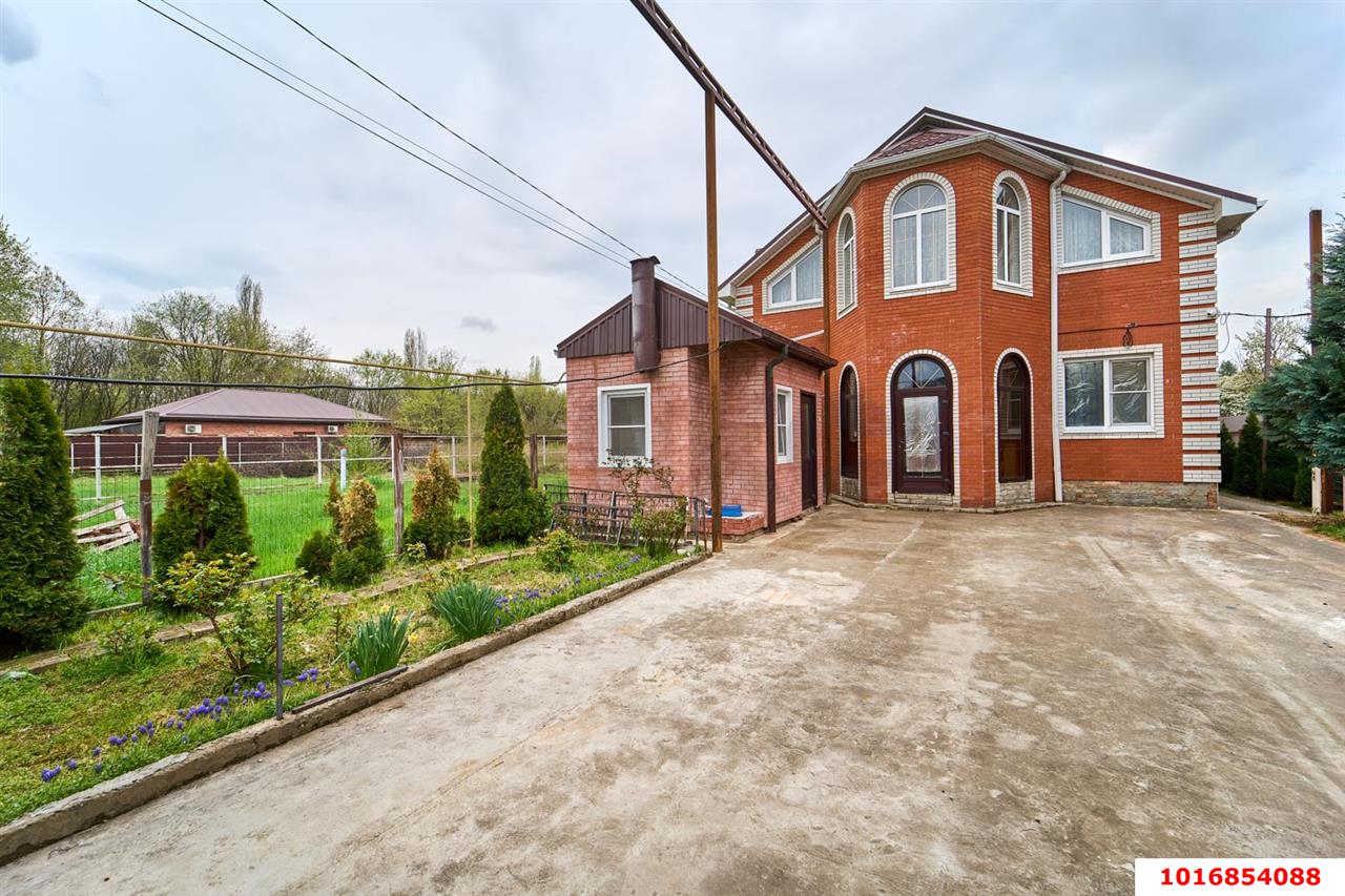 Фото №2: Дом 167 м² + 6 сот. - Знаменский, мкр. Карасунский внутригородской округ, пер. Деловой, 5