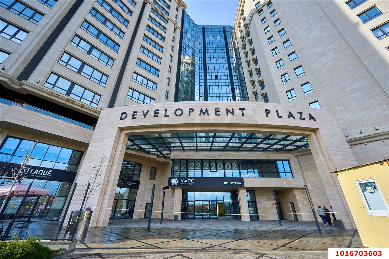 Фото №2: 2-комнатная квартира 89 м² - Краснодар, Прикубанский внутригородской округ, Завод Измерительных Приборов, мкр. ЖК Девелопмент Плаза, ул. имени 40-летия Победы, 33Г