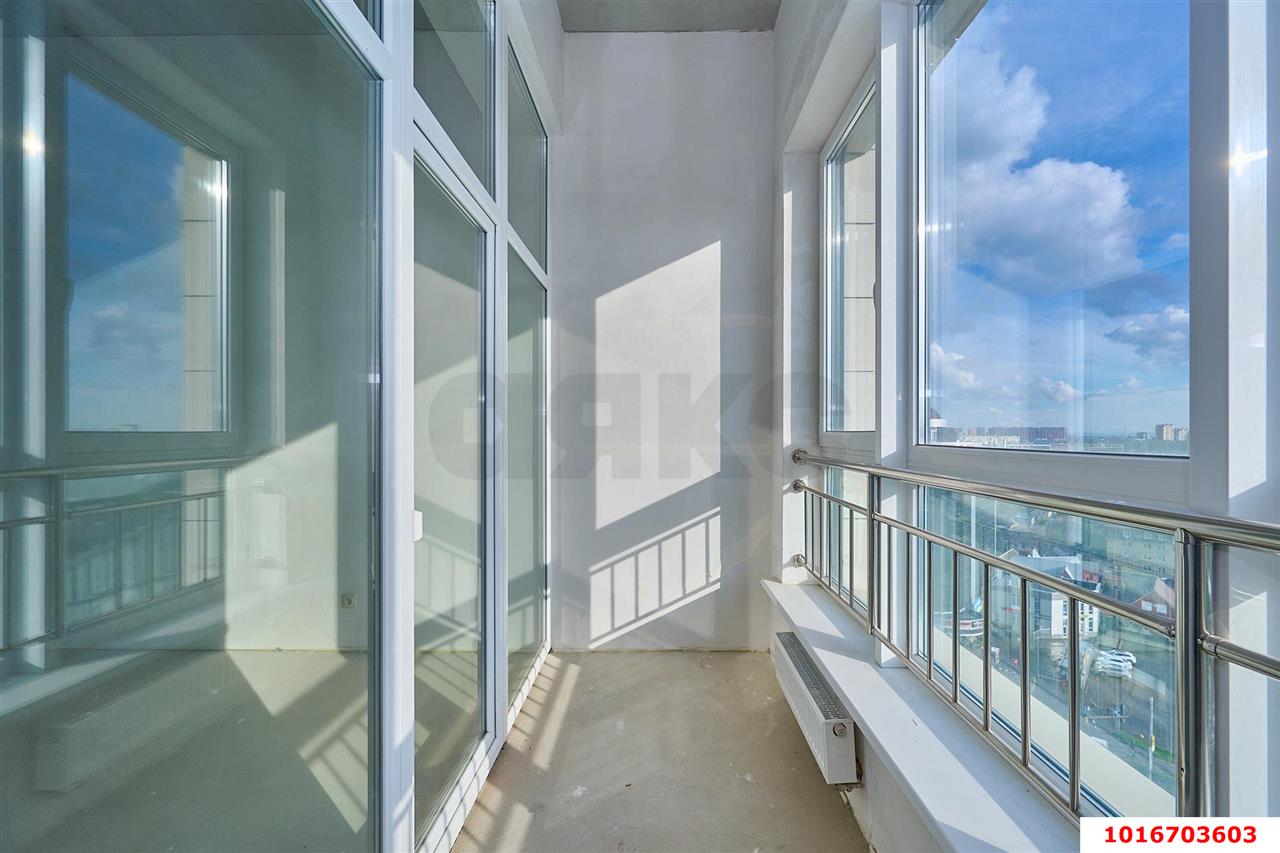 Фото №13: 2-комнатная квартира 89 м² - Краснодар, Прикубанский внутригородской округ, Завод Измерительных Приборов, мкр. ЖК Девелопмент Плаза, ул. имени 40-летия Победы, 33Г