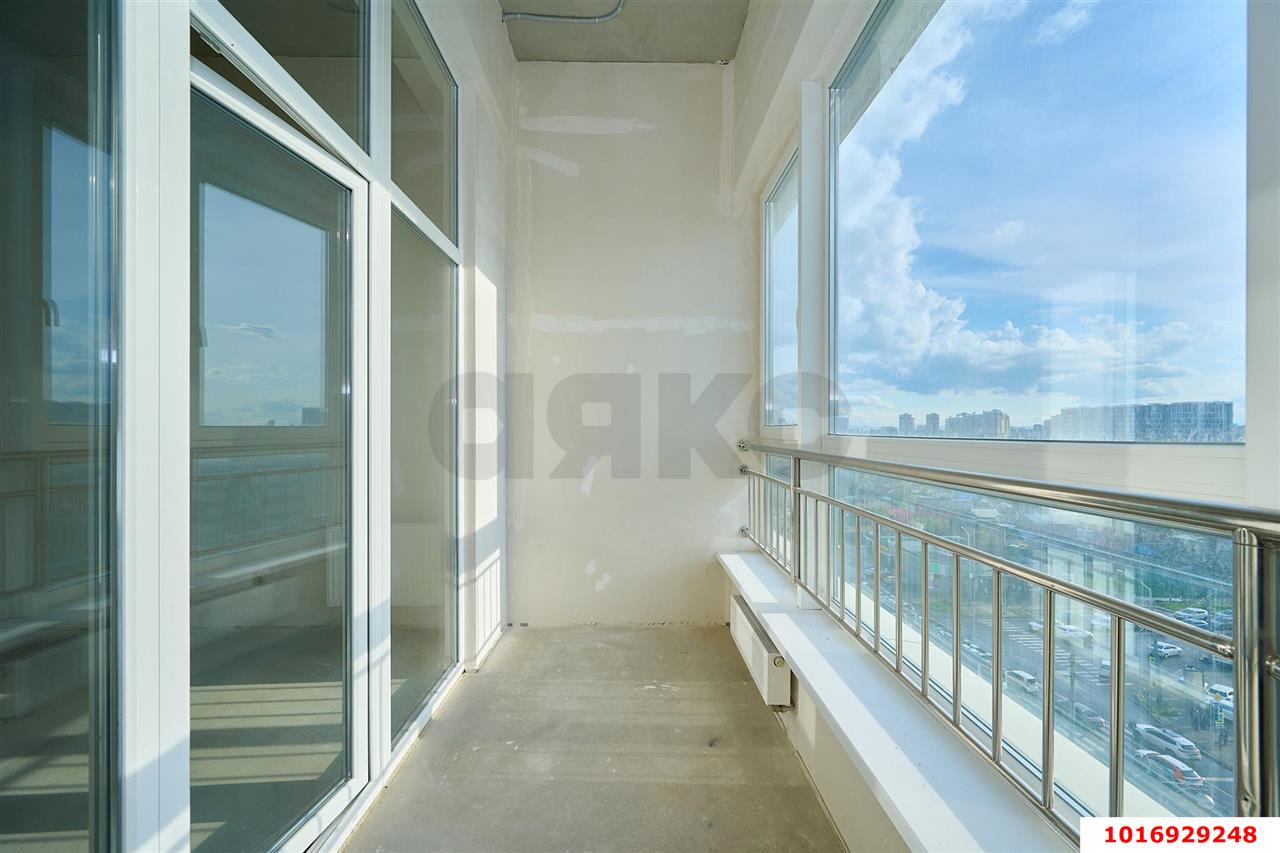 Фото №13: 2-комнатная квартира 92 м² - Краснодар, ЖК Девелопмент Плаза, Завод Измерительных Приборов, Прикубанский внутригородской округ, мкр. жилой комплекс Девелопмент Плаза, ул. имени 40-летия Победы, 33Г