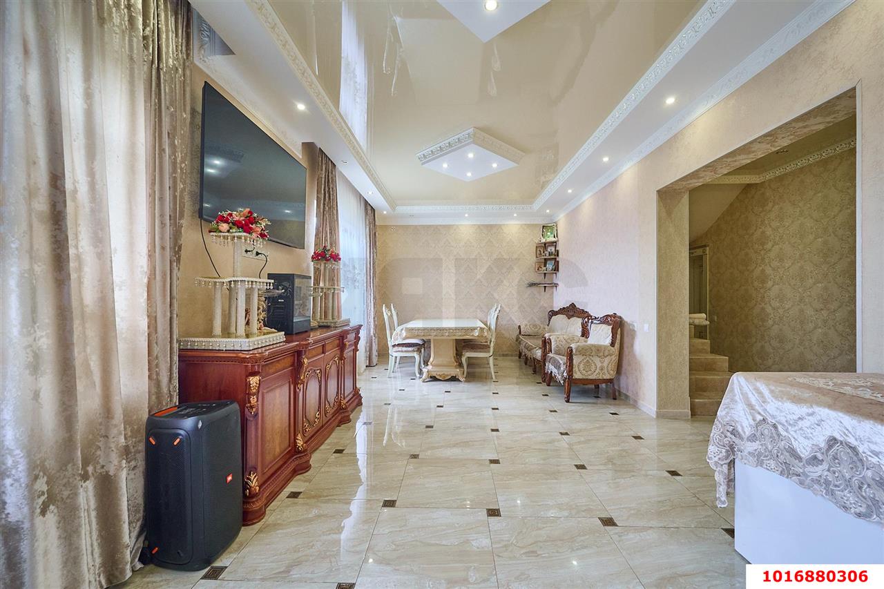 Фото №6: Дом 141 м² + 1.5 сот. - Краснодар, Западный внутригородской округ, мкр. Фестивальный, ул. Труда, 213