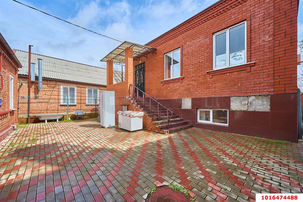 Фото №6: Дом 305 м² + 4.77 сот. - Краснодар, Западный внутригородской округ, мкр. Фестивальный, ул. Каляева, 98