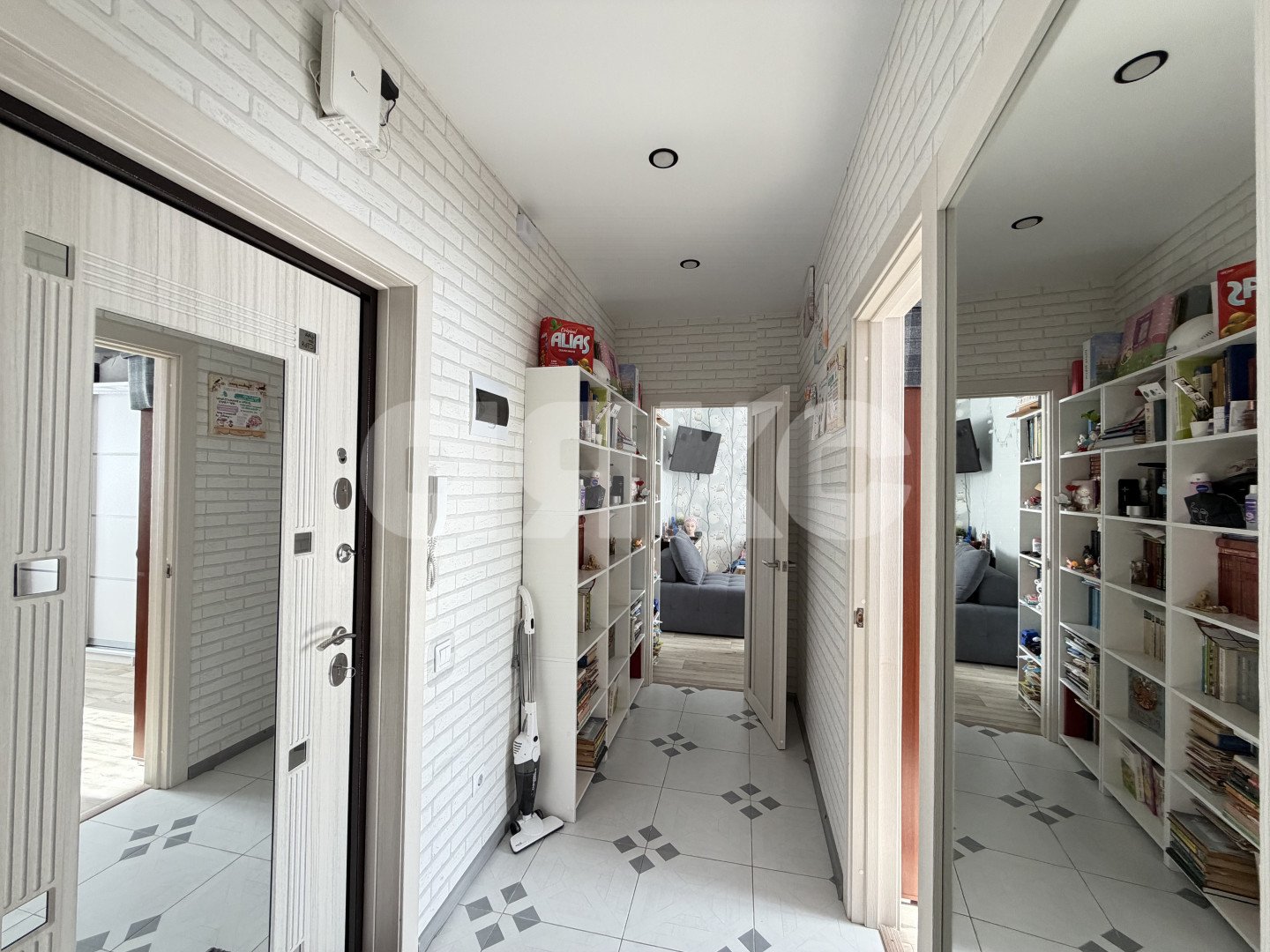 Фото №11: 2-комнатная квартира 56 м² - Горячий Ключ, Старый Рынок, мкр. Старый Рынок, ул. Солнечный Берег, 10А