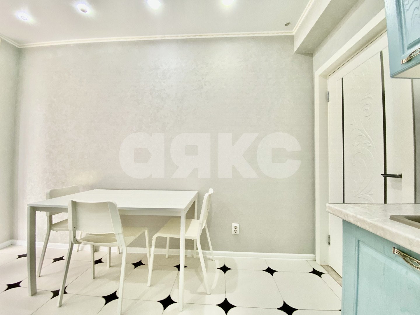 Фото №3: 2-комнатная квартира 50 м² - Анапа, 3Б, жилой комплекс Метеора, 3Б, мкр. жилой комплекс Метеора, ул. Ленина, 185Ак1