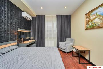 Фото №4: 2-комнатная квартира 80 м² - Краснодар, мкр. Центральный, ул. Октябрьская, 181/2к2