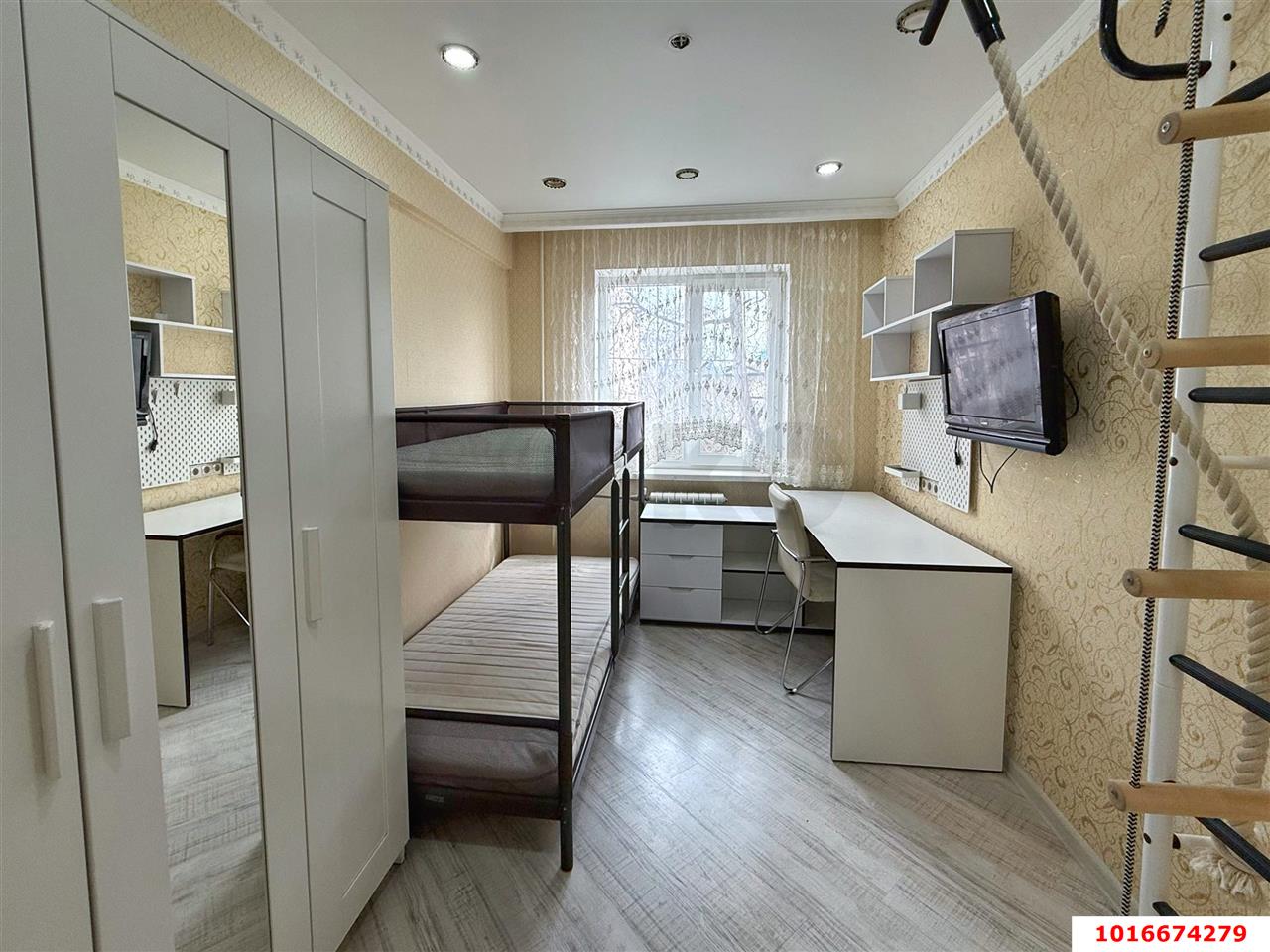 Фото №3: 2-комнатная квартира 45 м² - Краснодар, Западный внутригородской округ, мкр. Фестивальный, ул. Гагарина, 137