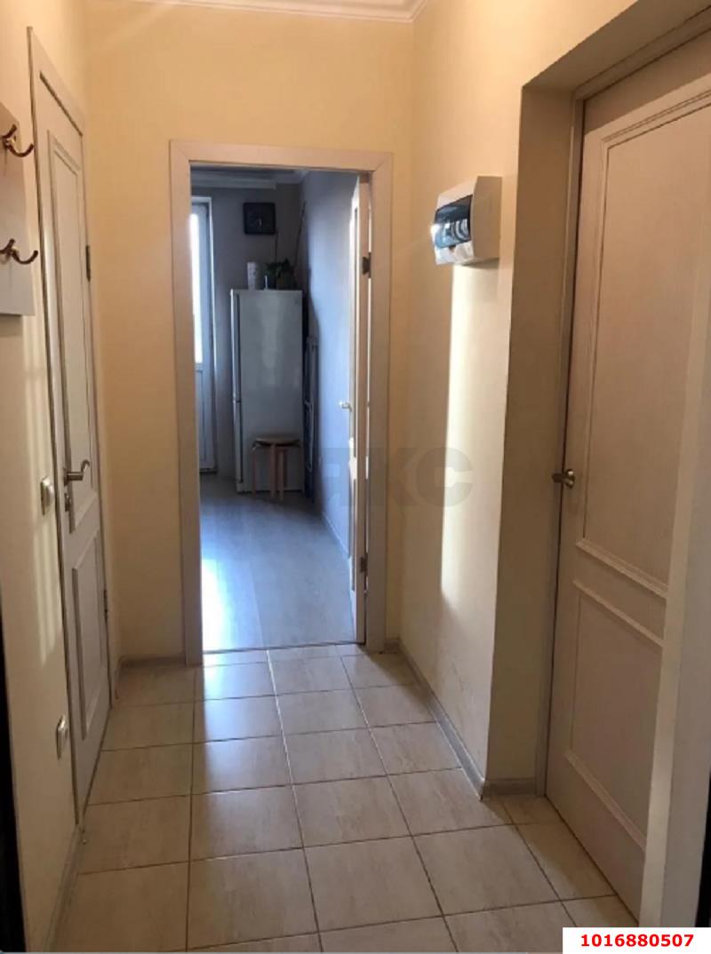 Фото №5: 1-комнатная квартира 35 м² - Краснодар, Славянский, Прикубанский внутригородской округ, мкр. Светлоград, ул. Красных Партизан, 1/3к1