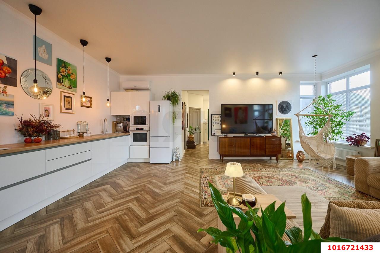 Фото №1: Дом 151 м² + 4 сот. - Новая Адыгея, ул. Адыгейская, 8/2