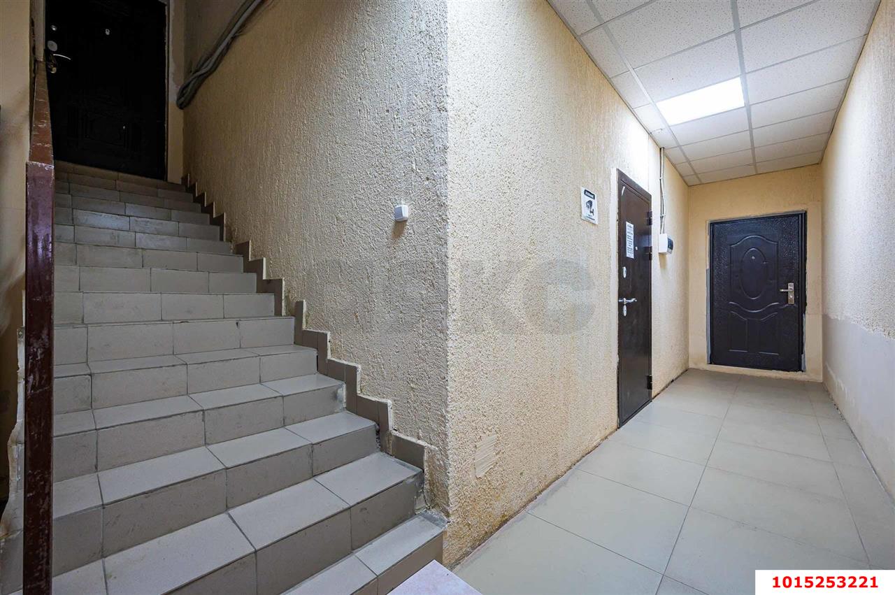 Фото №11: 1-комнатная квартира 43 м² - Краснодар, Прикубанский внутригородской округ, Завод Радиоизмерительных Приборов, имени Петра Метальникова, мкр. Музыкальный, ул. имени Сергея Есенина, 110/1