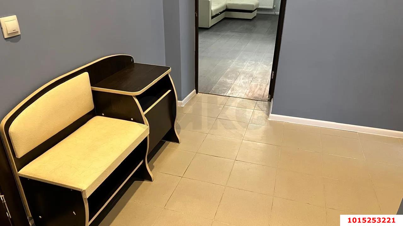 Фото №4: 1-комнатная квартира 43 м² - Краснодар, Прикубанский внутригородской округ, Завод Радиоизмерительных Приборов, имени Петра Метальникова, мкр. Музыкальный, ул. имени Сергея Есенина, 110/1