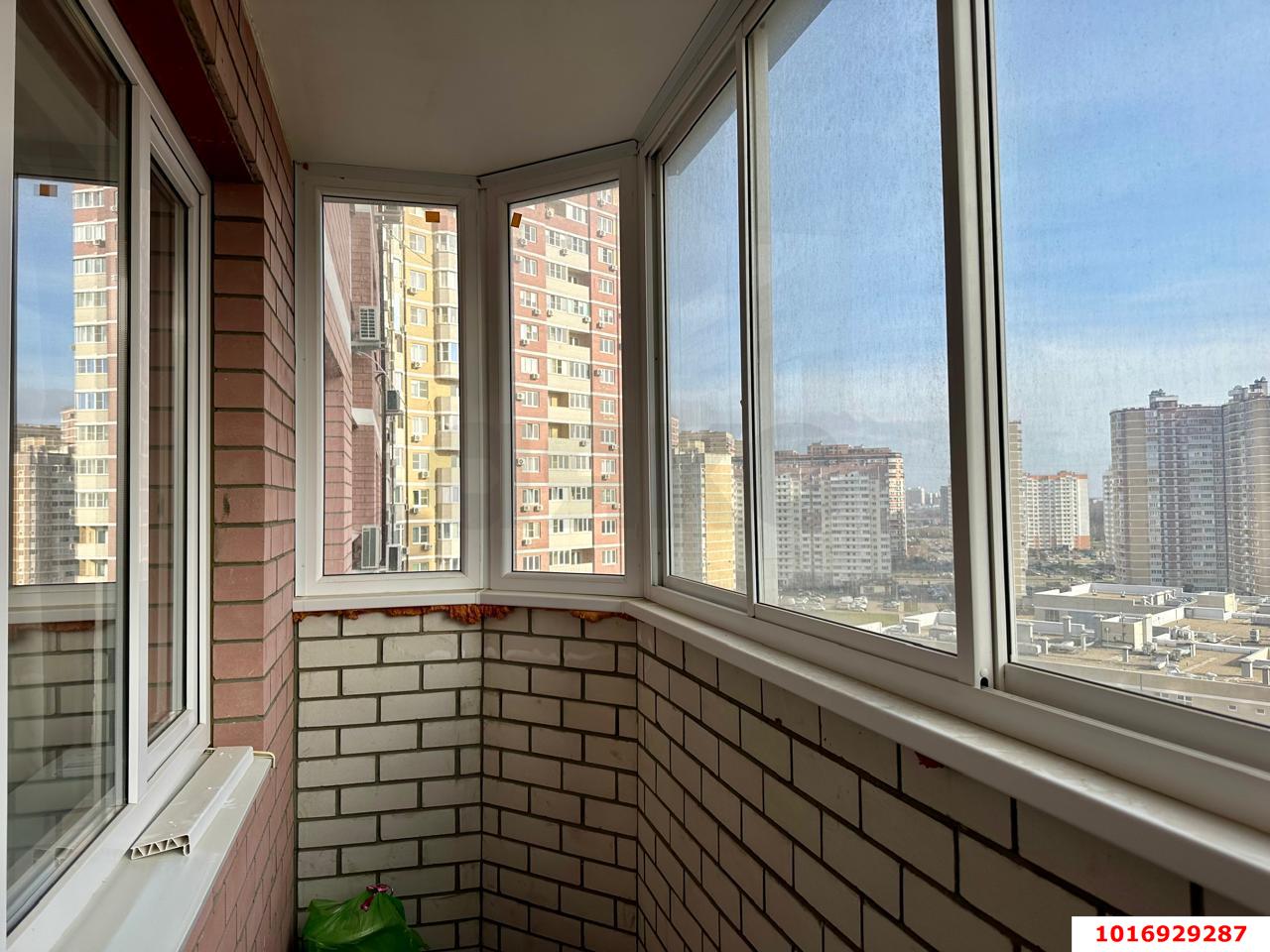 Фото №7: Студия 30 м² - Краснодар, Карасунский внутригородской округ, Гидростроителей, мкр. Почтовый, ул. имени Валерия Гассия, 3