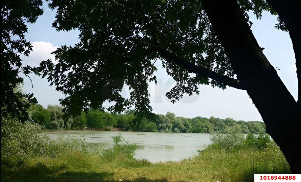 Фото №1: Личное подсобное хозяйство - Елизаветинская, Прикубанский внутригородской округ, ст Кубаночка, ул. Яблоневая, 344