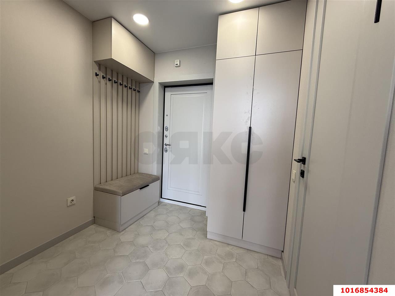 Фото №8: 1-комнатная квартира 40 м² - Краснодар, Прикубанский внутригородской округ, Микрохирургии глаза, мкр. жилой комплекс Сограт, ул. Красных Партизан, 4/15