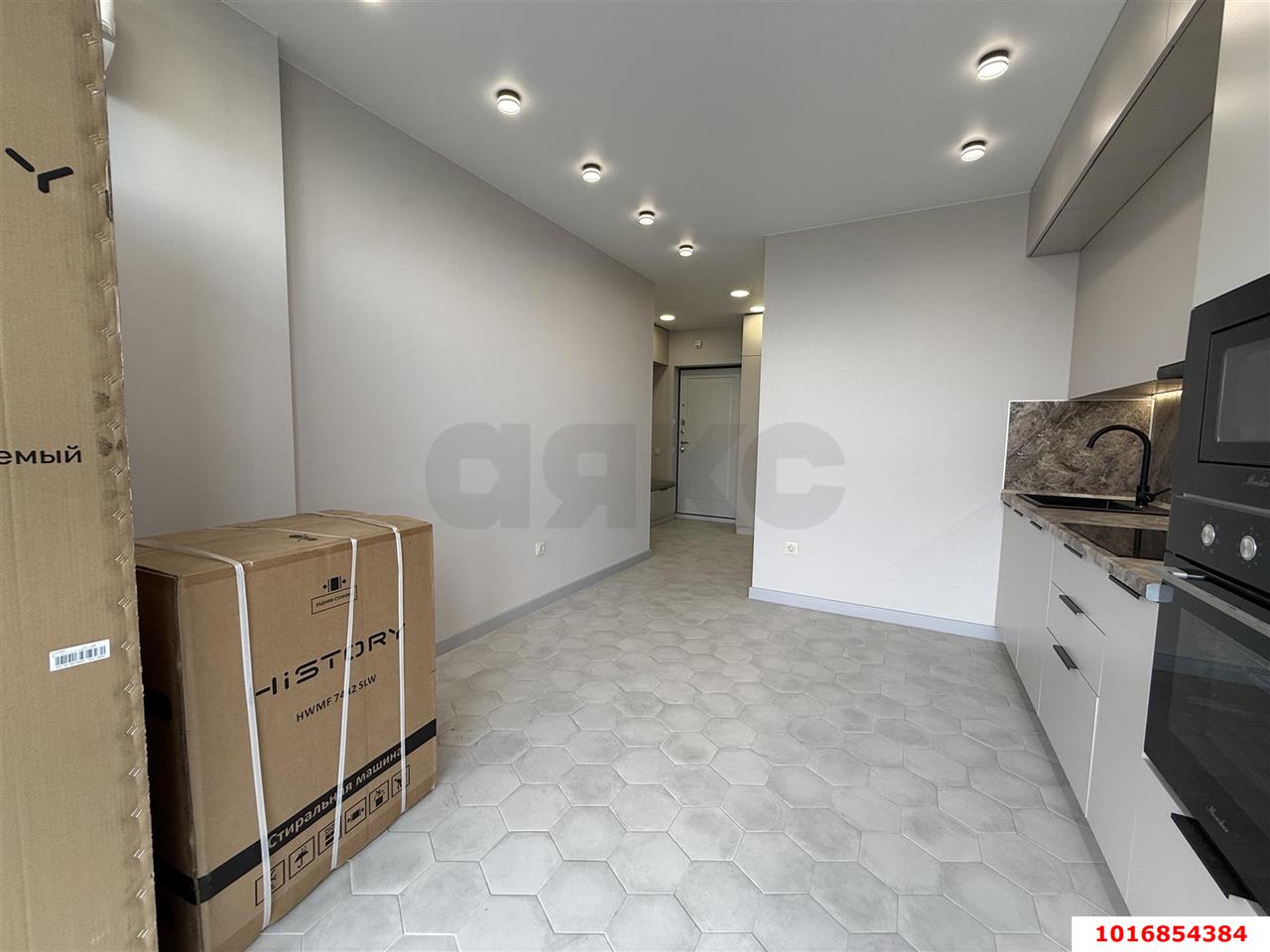 Фото №3: 1-комнатная квартира 40 м² - Краснодар, Прикубанский внутригородской округ, Микрохирургии глаза, мкр. жилой комплекс Сограт, ул. Красных Партизан, 4/15