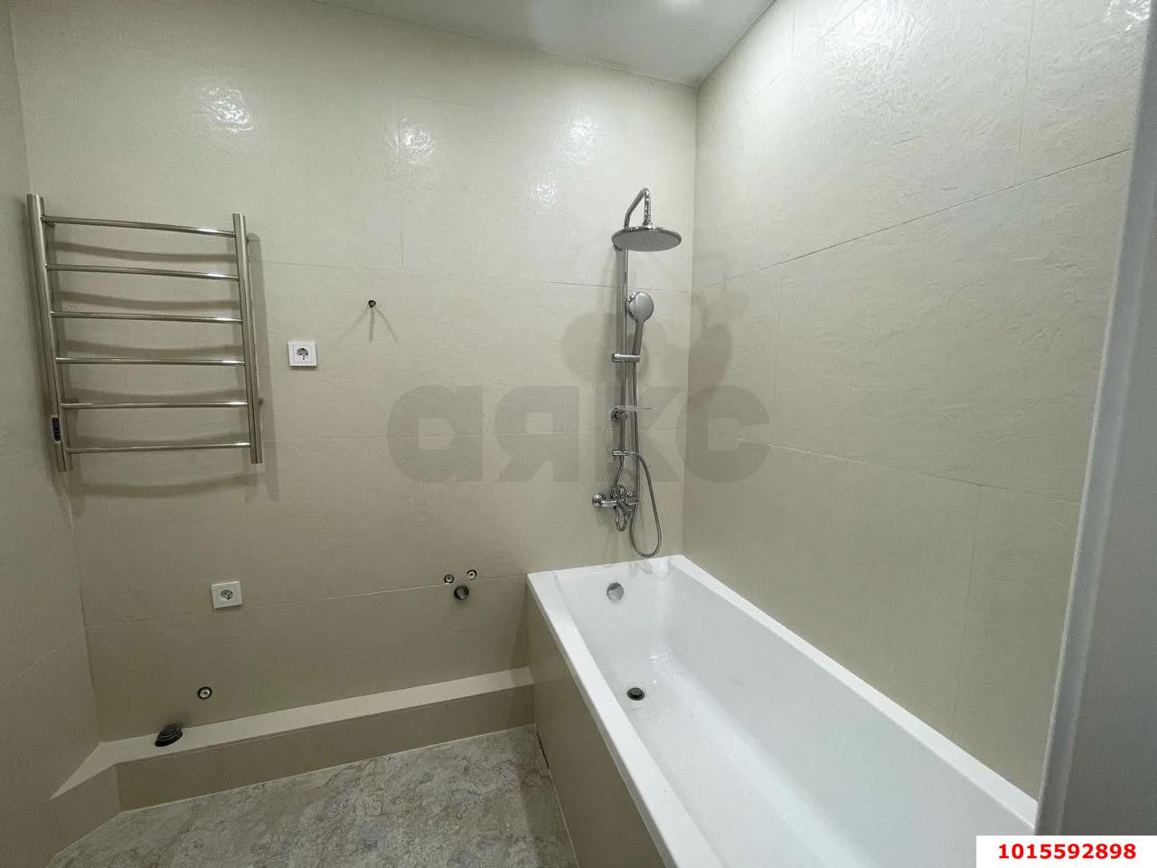 Фото №6: 1-комнатная квартира 38 м² - Краснодар, Славянский, Прикубанский внутригородской округ, мкр. жилой комплекс Ракурс, ул. имени Героя Ростовского, 8к7