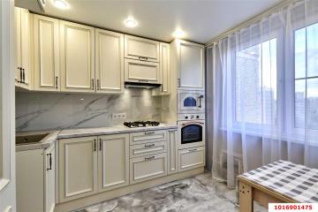 Фото №1: 3-комнатная квартира 68 м² - Краснодар, мкр. Юбилейный, пр-кт Чекистов, 29