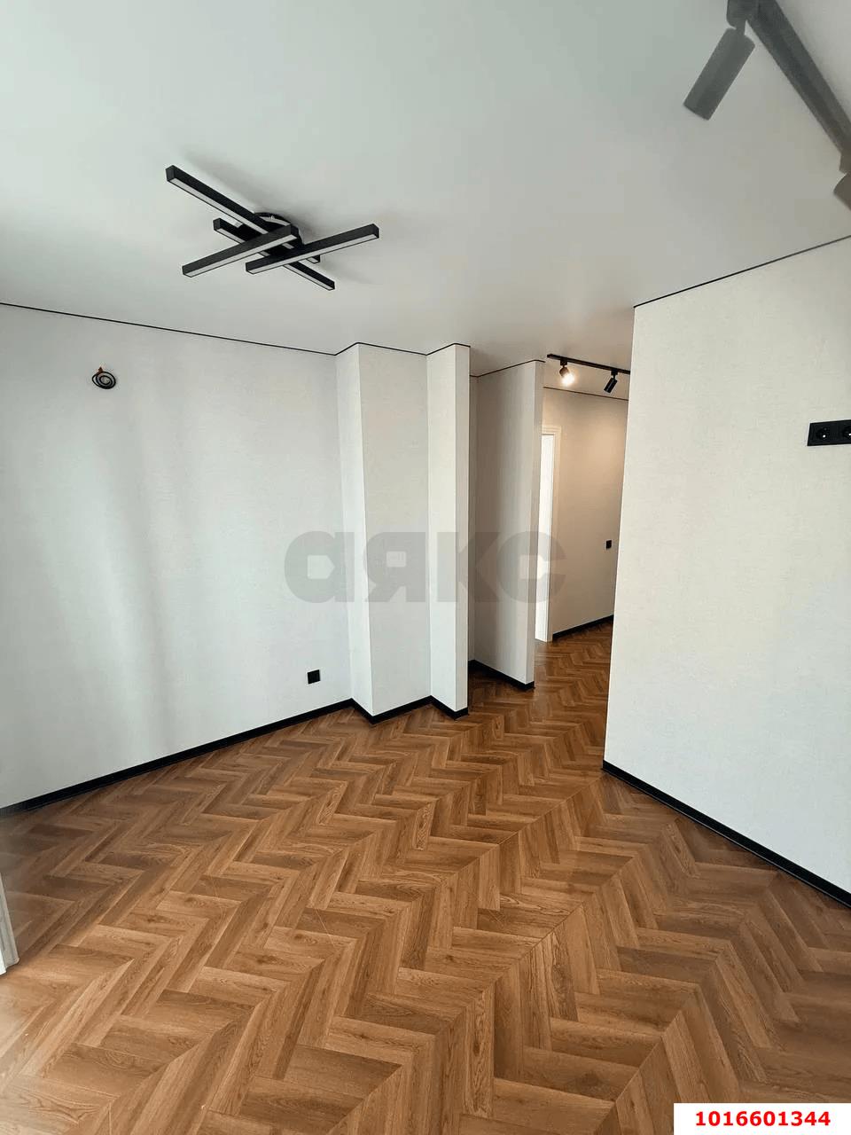 Фото №6: 1-комнатная квартира 39 м² - Краснодар, Западный внутригородской округ, мкр. Юбилейный, б-р Платановый, 6