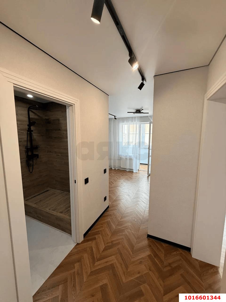 Фото №7: 1-комнатная квартира 39 м² - Краснодар, Западный внутригородской округ, мкр. Юбилейный, б-р Платановый, 6