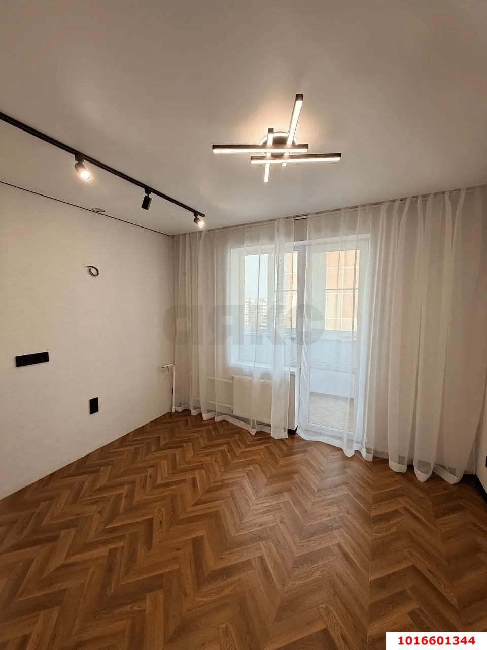 Фото №4: 1-комнатная квартира 39 м² - Краснодар, Западный внутригородской округ, мкр. Юбилейный, б-р Платановый, 6