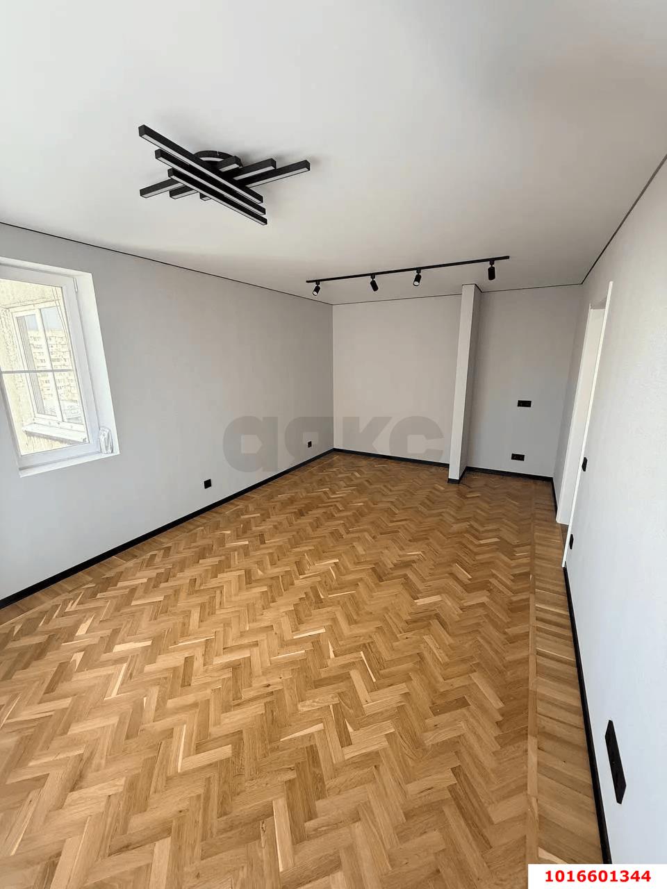 Фото №3: 1-комнатная квартира 39 м² - Краснодар, Западный внутригородской округ, мкр. Юбилейный, б-р Платановый, 6