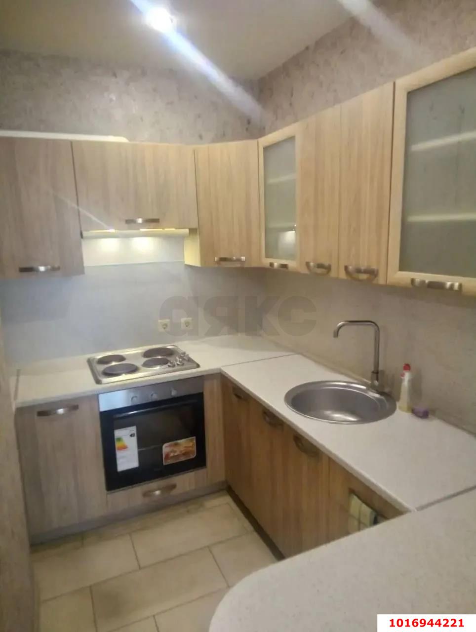 Фото №1: 1-комнатная квартира 46 м² - Краснодар, Карасунский внутригородской округ, Хлопчато-бумажный Комбинат, мкр. жилой комплекс Аквамарин, ул. Уральская, 75к1