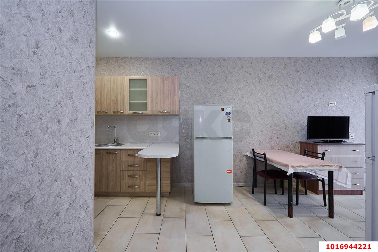 Фото №10: 1-комнатная квартира 42 м² - Краснодар, Карасунский внутригородской округ, Хлопчато-бумажный Комбинат, мкр. жилой комплекс Аквамарин, ул. Уральская, 75к1