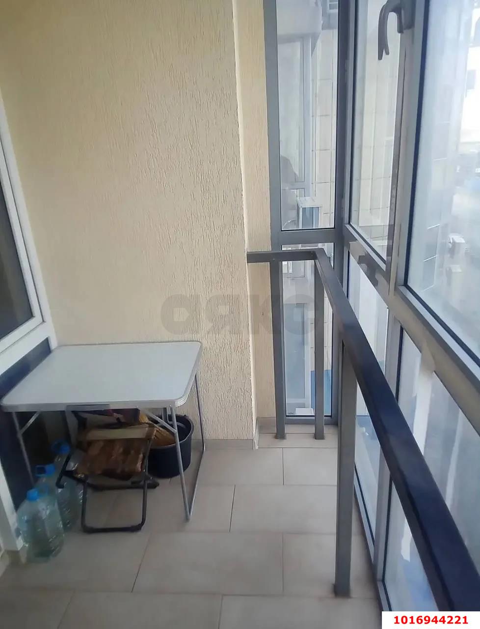 Фото №2: 1-комнатная квартира 46 м² - Краснодар, Карасунский внутригородской округ, Хлопчато-бумажный Комбинат, мкр. жилой комплекс Аквамарин, ул. Уральская, 75к1