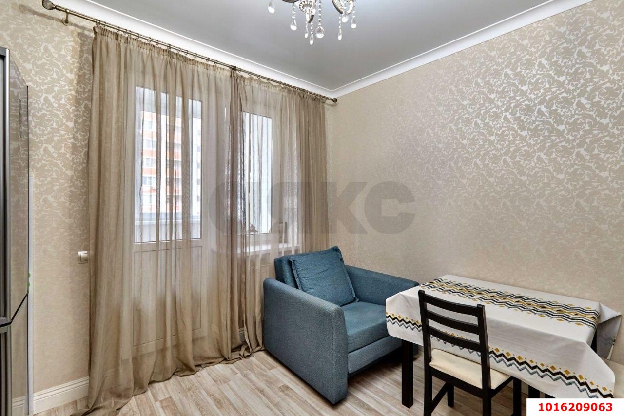 Фото №3: 1-комнатная квартира 39 м² - Краснодар, Прикубанский внутригородской округ, мкр. Восточно-Кругликовский, ул. им. Героя Яцкова И.В., 10